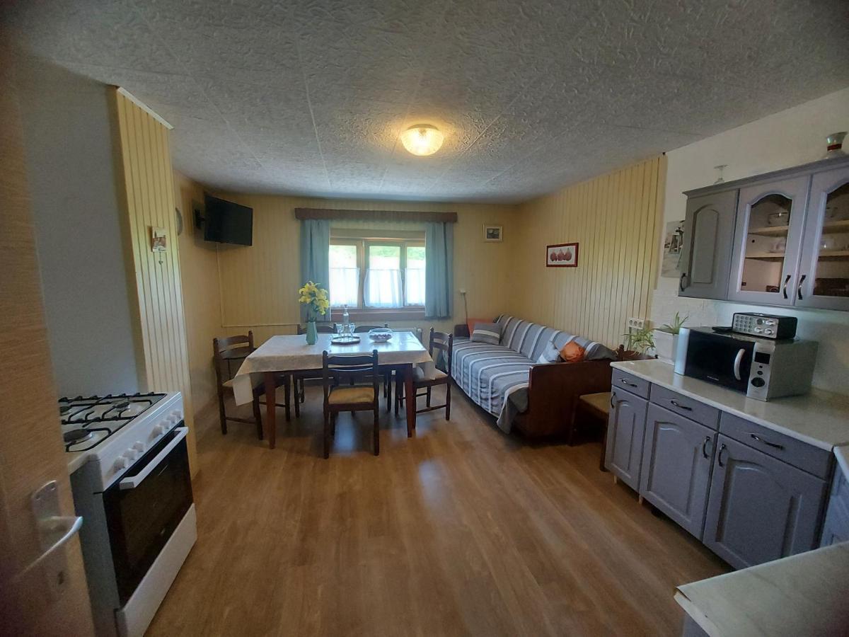 Apartment House For Rest And Fun Jeka